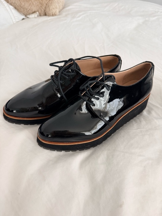 Aldo Shoes - Women's Black Patent Lace-Up Platform Oxfords
